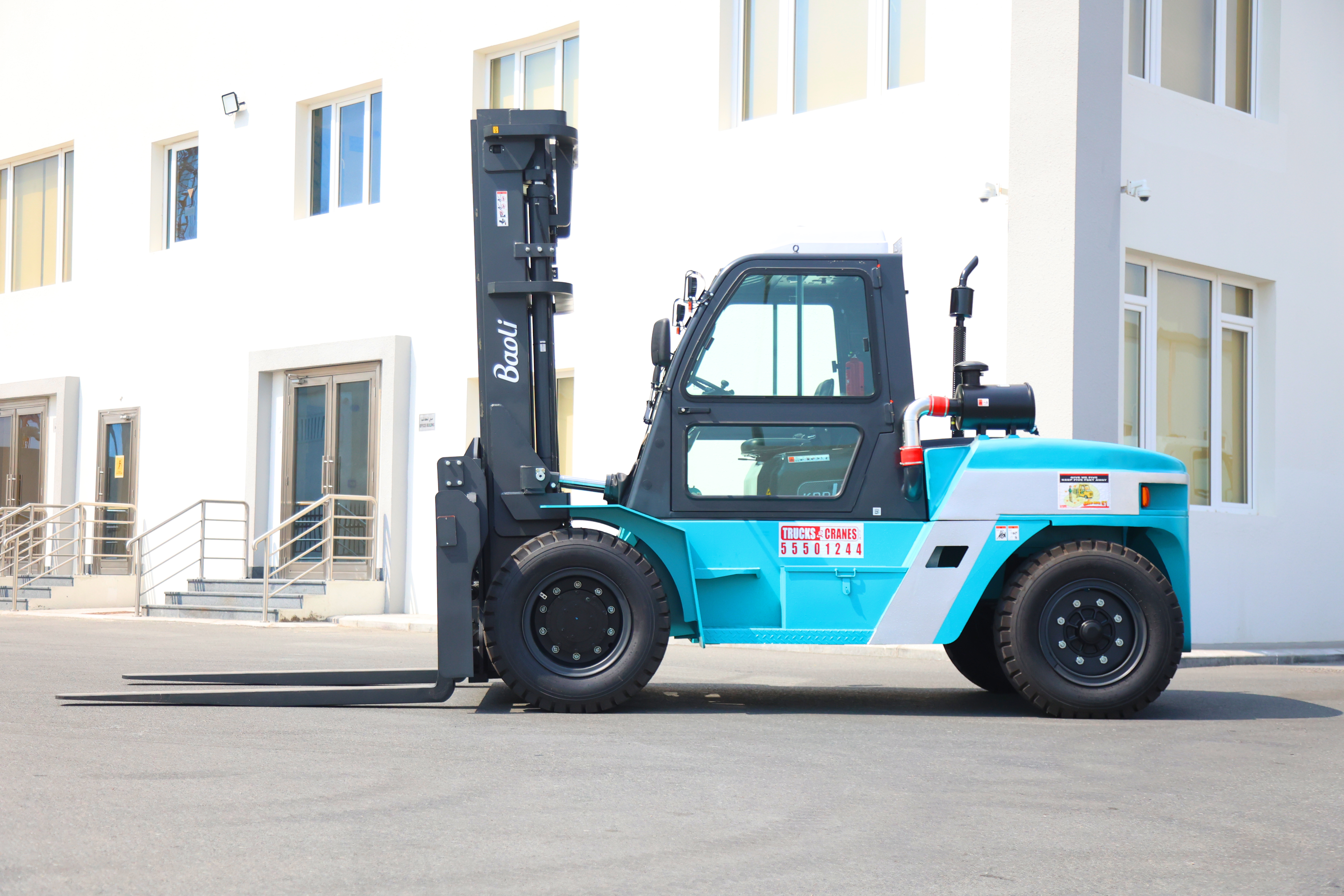 10-Ton Forklift